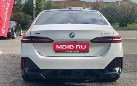 BMW 5 серия, 2024 год, 6 890 000 рублей, 6 фотография
