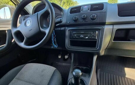 Skoda Fabia II, 2008 год, 300 000 рублей, 7 фотография