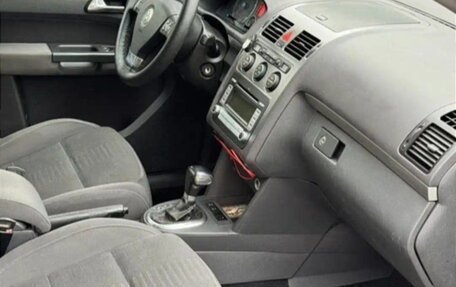 Volkswagen Touran III, 2007 год, 820 000 рублей, 9 фотография