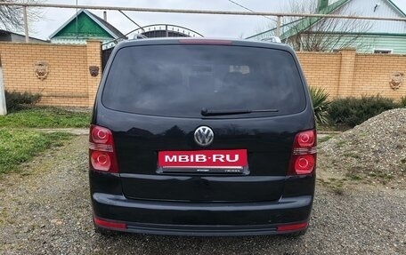 Volkswagen Touran III, 2007 год, 820 000 рублей, 8 фотография