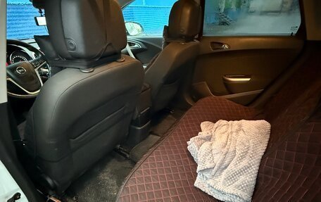 Opel Astra J, 2011 год, 440 000 рублей, 9 фотография