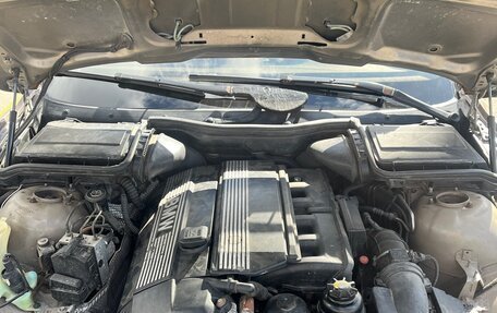 BMW 5 серия, 2002 год, 745 000 рублей, 12 фотография