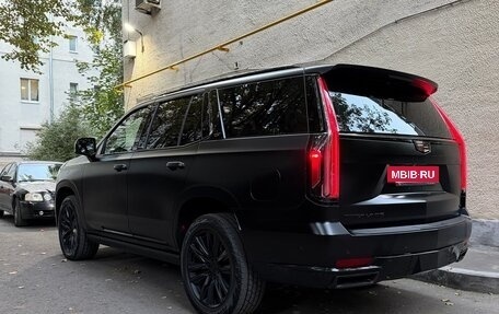 Cadillac Escalade V, 2022 год, 8 900 000 рублей, 2 фотография