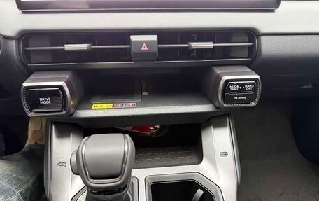 Toyota RAV4, 2026 год, 4 368 024 рублей, 17 фотография