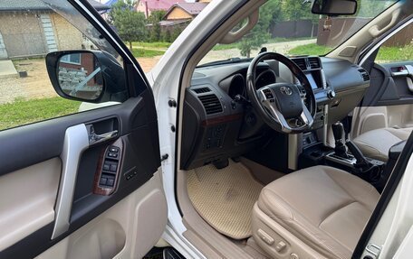 Toyota Land Cruiser Prado 150 рестайлинг 2, 2012 год, 3 200 000 рублей, 7 фотография