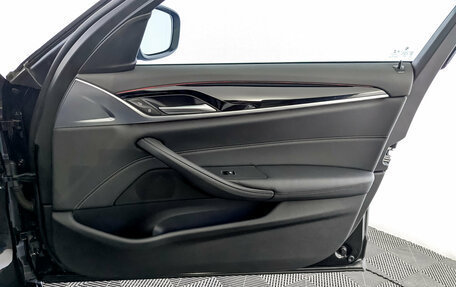 BMW 5 серия, 2022 год, 5 000 000 рублей, 25 фотография