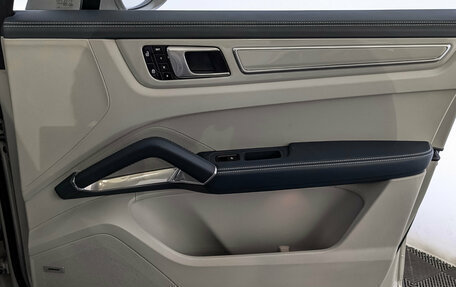 Porsche Cayenne III, 2021 год, 11 350 000 рублей, 24 фотография