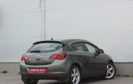 Opel Astra J, 2010 год, 537 000 рублей, 2 фотография
