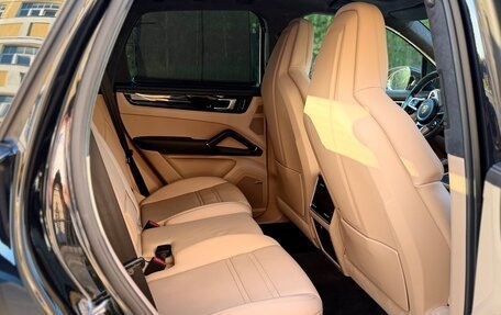 Porsche Cayenne III, 2021 год, 8 890 000 рублей, 38 фотография