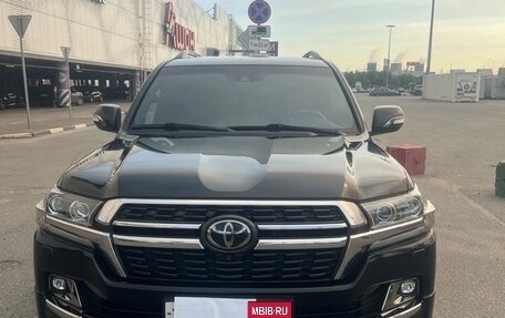 Toyota Land Cruiser 200, 2021 год, 9 100 000 рублей, 18 фотография