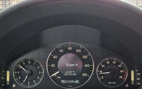Mercedes-Benz E-Класс, 2004 год, 990 000 рублей, 9 фотография