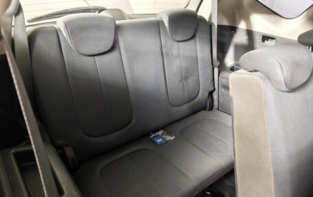 KIA Carens III (RP), 2011 год, 599 000 рублей, 21 фотография