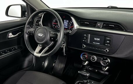 KIA Rio IV, 2020 год, 1 750 000 рублей, 13 фотография