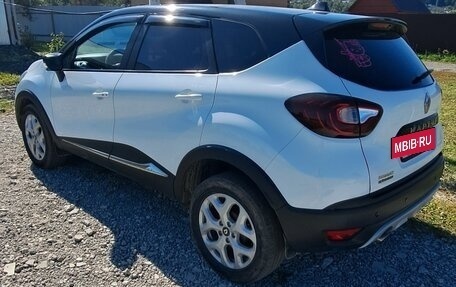 Renault Kaptur I рестайлинг, 2017 год, 1 390 000 рублей, 3 фотография