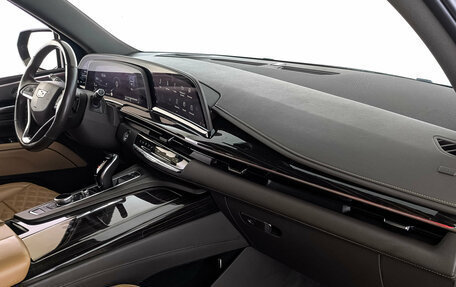 Cadillac Escalade V, 2022 год, 7 850 000 рублей, 13 фотография