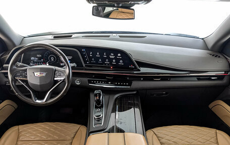 Cadillac Escalade V, 2022 год, 7 850 000 рублей, 14 фотография