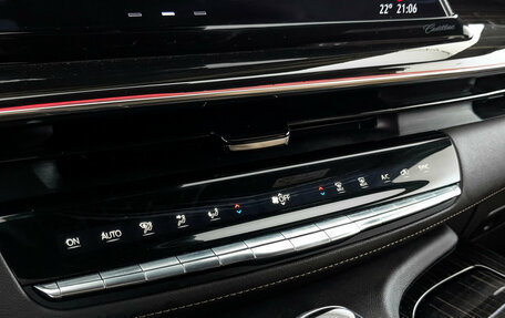 Cadillac Escalade V, 2022 год, 7 850 000 рублей, 21 фотография