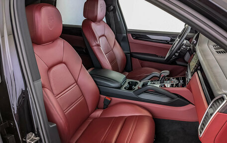 Porsche Cayenne III, 2018 год, 4 290 000 рублей, 24 фотография