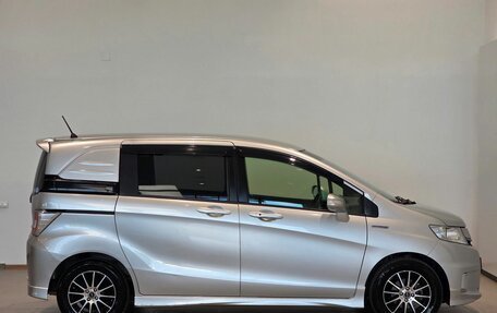 Honda Freed I, 2014 год, 1 220 000 рублей, 7 фотография