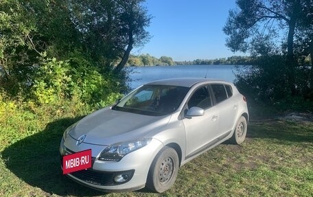Renault Megane III, 2012 год, 750 000 рублей, 2 фотография