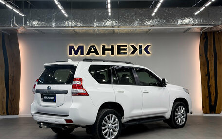 Toyota Land Cruiser Prado 150 рестайлинг 2, 2015 год, 3 950 000 рублей, 6 фотография