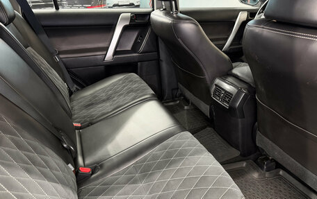 Toyota Land Cruiser Prado 150 рестайлинг 2, 2015 год, 3 950 000 рублей, 20 фотография