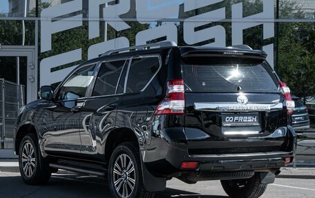 Toyota Land Cruiser Prado 150 рестайлинг 2, 2014 год, 3 318 000 рублей, 2 фотография