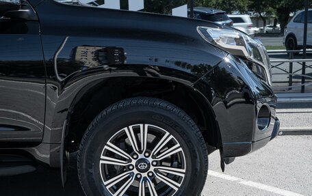 Toyota Land Cruiser Prado 150 рестайлинг 2, 2014 год, 3 318 000 рублей, 6 фотография
