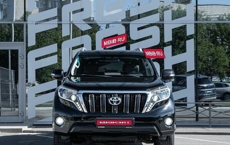 Toyota Land Cruiser Prado 150 рестайлинг 2, 2014 год, 3 318 000 рублей, 3 фотография