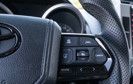 Toyota Land Cruiser Prado 150 рестайлинг 2, 2014 год, 3 318 000 рублей, 22 фотография
