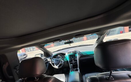 Ford Explorer VI, 2013 год, 1 650 000 рублей, 7 фотография