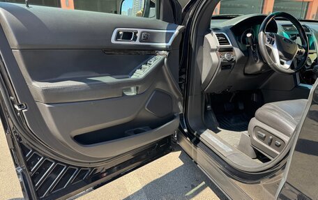 Ford Explorer VI, 2013 год, 1 650 000 рублей, 17 фотография