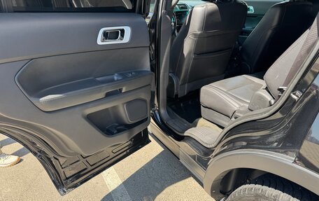 Ford Explorer VI, 2013 год, 1 650 000 рублей, 16 фотография