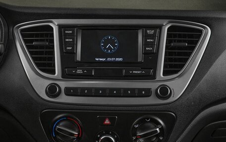 Hyundai Solaris II рестайлинг, 2019 год, 999 000 рублей, 14 фотография