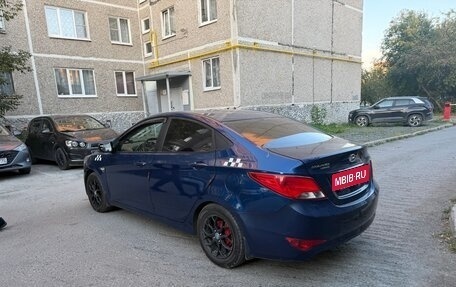 Hyundai Solaris II рестайлинг, 2016 год, 950 000 рублей, 4 фотография