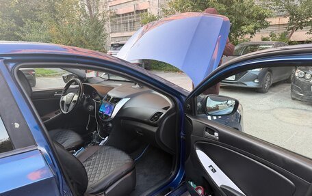 Hyundai Solaris II рестайлинг, 2016 год, 950 000 рублей, 18 фотография