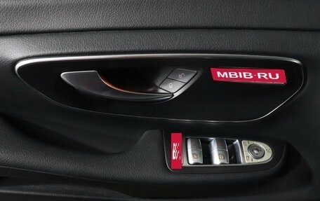 Mercedes-Benz V-Класс, 2020 год, 4 799 000 рублей, 18 фотография