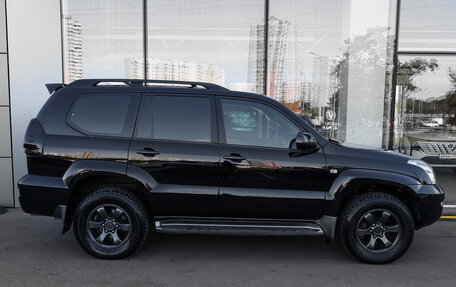 Toyota Land Cruiser Prado 120 рестайлинг, 2008 год, 1 998 000 рублей, 4 фотография