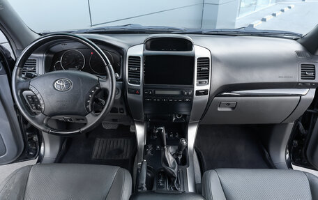 Toyota Land Cruiser Prado 120 рестайлинг, 2008 год, 1 998 000 рублей, 16 фотография