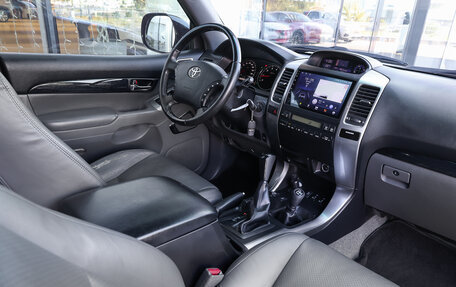 Toyota Land Cruiser Prado 120 рестайлинг, 2008 год, 1 998 000 рублей, 11 фотография