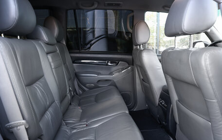 Toyota Land Cruiser Prado 120 рестайлинг, 2008 год, 1 998 000 рублей, 13 фотография