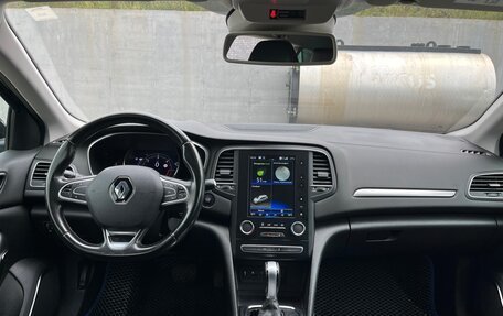 Renault Megane IV, 2018 год, 1 385 000 рублей, 8 фотография