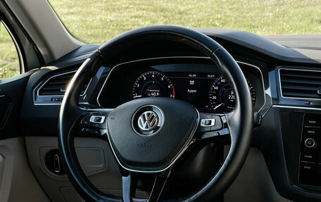 Volkswagen Tiguan II, 2017 год, 3 297 000 рублей, 14 фотография