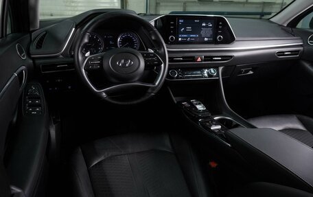Hyundai Sonata VIII, 2021 год, 1 770 000 рублей, 6 фотография