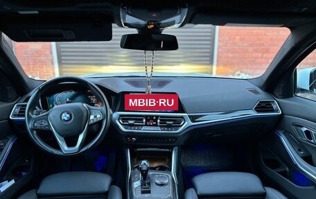 BMW 3 серия, 2019 год, 3 450 000 рублей, 7 фотография
