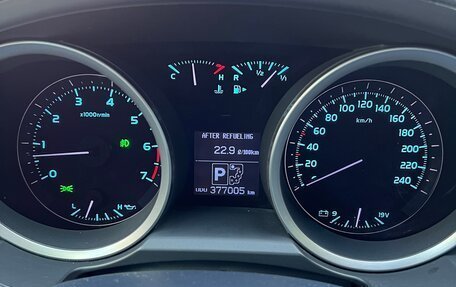 Toyota Land Cruiser 200, 2010 год, 2 750 000 рублей, 14 фотография