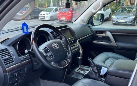 Toyota Land Cruiser 200, 2010 год, 2 750 000 рублей, 11 фотография