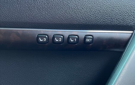 Toyota Land Cruiser 200, 2010 год, 2 750 000 рублей, 17 фотография