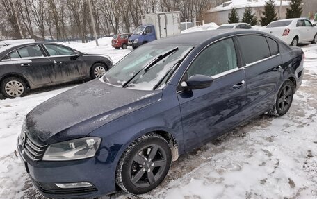Volkswagen Passat B7, 2011 год, 980 000 рублей, 4 фотография