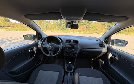 Volkswagen Polo VI (EU Market), 2013 год, 735 000 рублей, 17 фотография